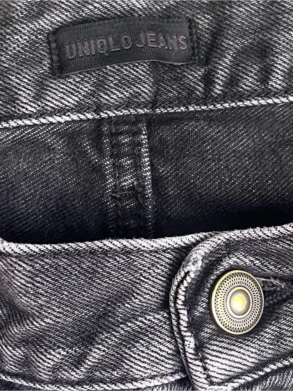 UNIQLO Men's Wide Straight Jeans Size 36 Washed Black Denim High Rise 36x30 EUC